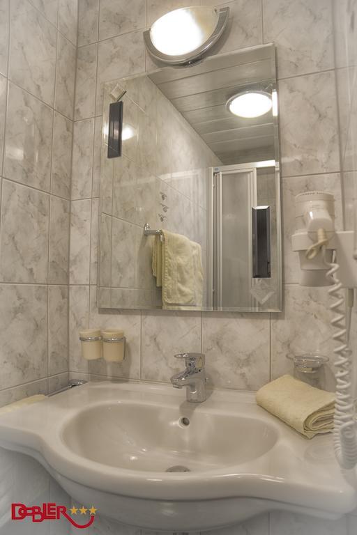 Ferienhotel Dobler Вайссенбах-на-Лехе Экстерьер фото