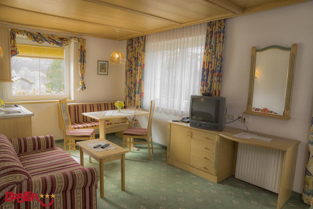 Ferienhotel Dobler Вайссенбах-на-Лехе Экстерьер фото